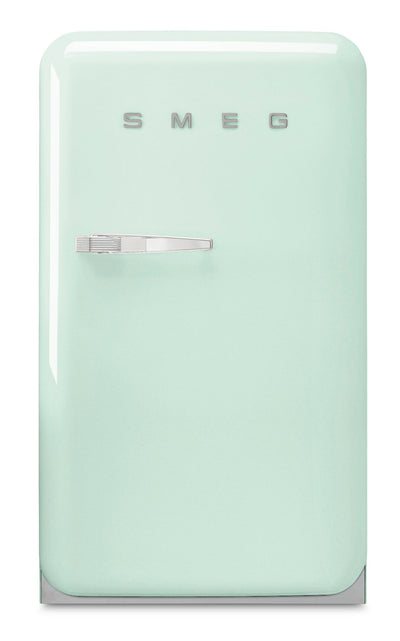 Smeg 4.31 Cu. Ft. Retro Compact Refrigerator - FAB10URPG3|Réfrigérateur compact Smeg rétro de 4,31 pi3 - FAB10URPG3