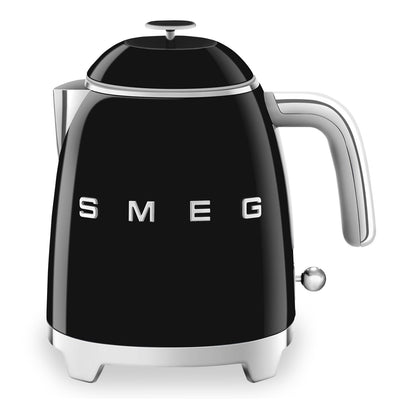 Smeg 0.8 L Mini Cordless Electric Kettle - KLF05BLUS|Mini bouilloire électrique Smeg sans fil de 0,8 l - KLF05BLUS