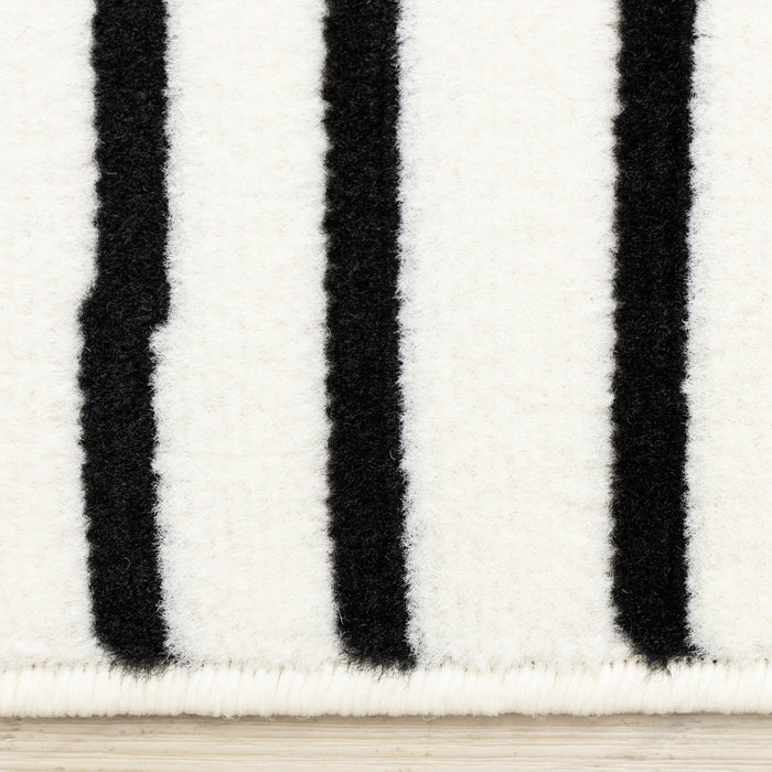 Forte Black White Stripes Area Rug - 4'7\" x 6'7\"