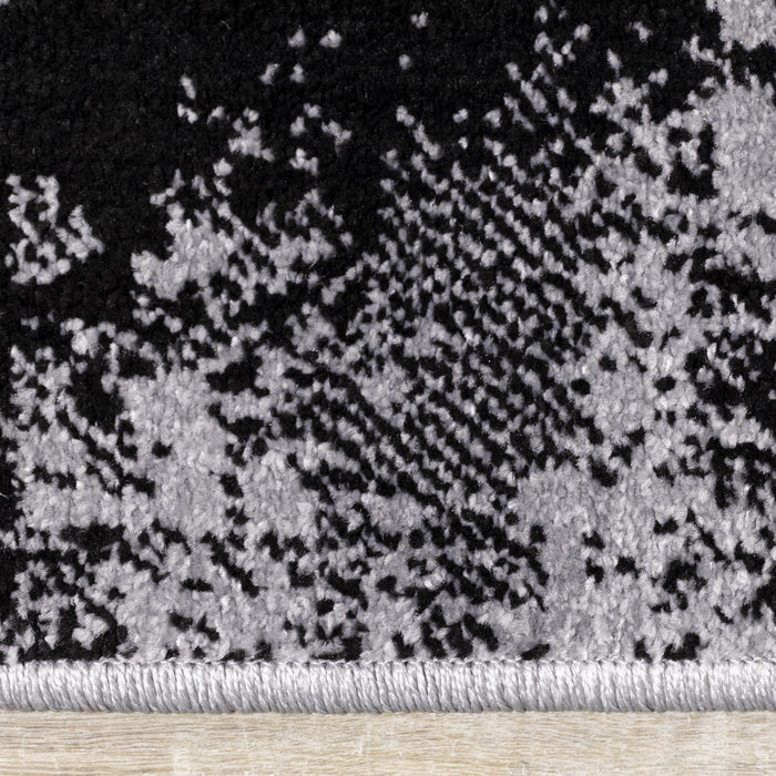 Covington Distressed Triangles Area Rug - 2'8\" x 4'11\"