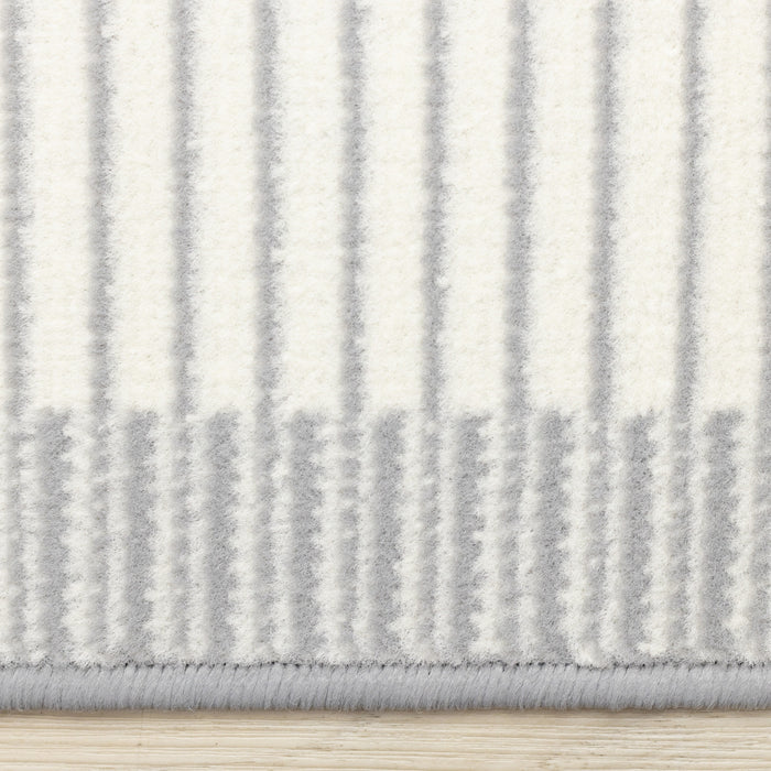 Florence Diamonds Indoor Area Rug - 4'7\" x 6'7\"