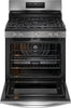 Frigidaire Gallery 5.1 Cu. Ft. Rear Control Gas Range with Total Convection - GCRG3059BF | Cuisinière à gaz Frigidaire Gallery de 5,1 pi3 avec commandes à l’arrière et convection totale - GCRG3059BF