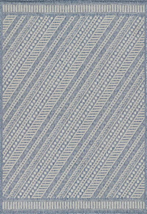 Livia Transitional 5'3\" x 7'0\" Area Rug in Blue Indoor Area Rug