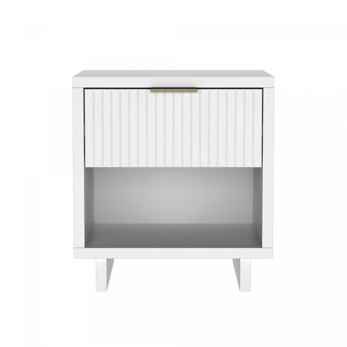 Elara Contemporary 18\" Solid Wood Nightstand in White (1-Drawer)