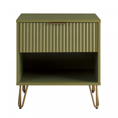 Dumbo Modern 20" Fluted Nightstand in Olive Green (1-Drawer) | Table de nuit moderne Dumbo 20" a cannelures en vert olive (1 tiroir)