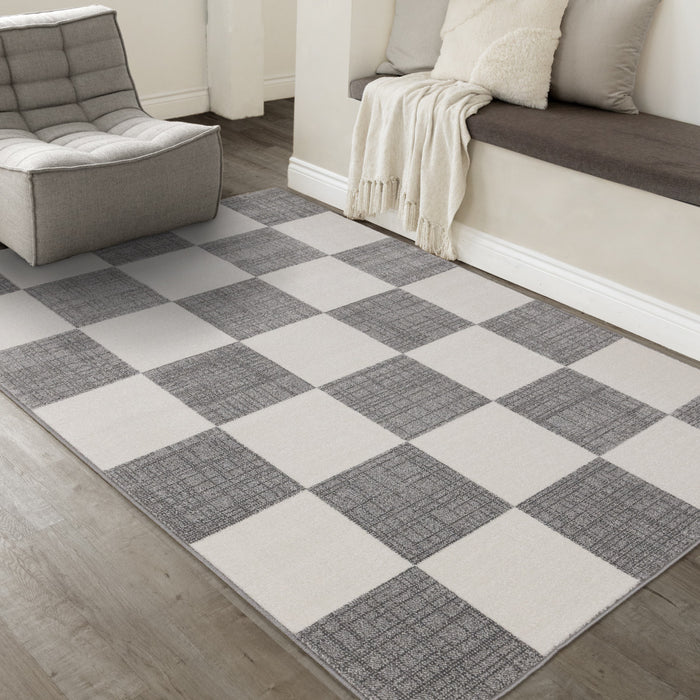 Covington Grey White Checkered Pattern Rug, 6'7\" x 9'10\" Indoor Area Rug