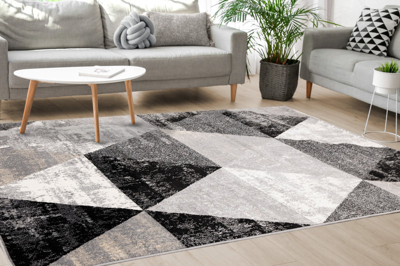 Covington Distressed Triangles Area Rug - 2'8\" x 7'7\"
