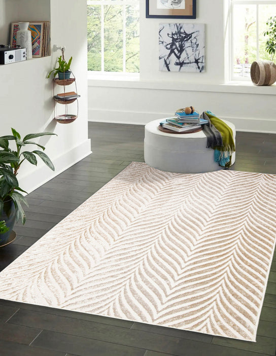 Roman Ivory Area Rug - 5'0\" x 8'0\"