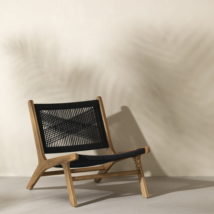 Agave Teak Wood & Woven Rope Lounge Chair - Black & Natural