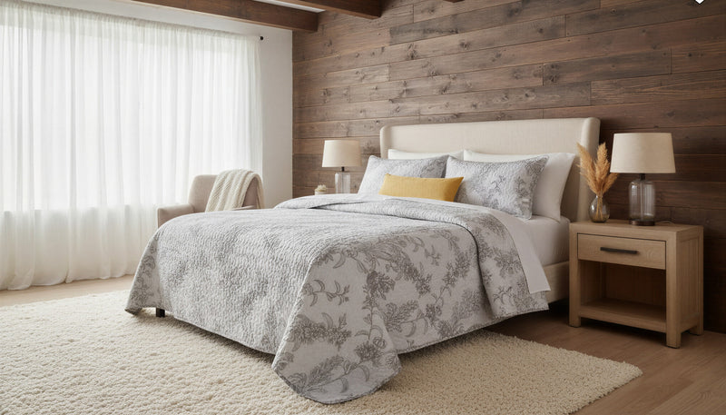 King Size 3-Piece Reversible Quilt Set - Grey and White Floral Botanical Print 