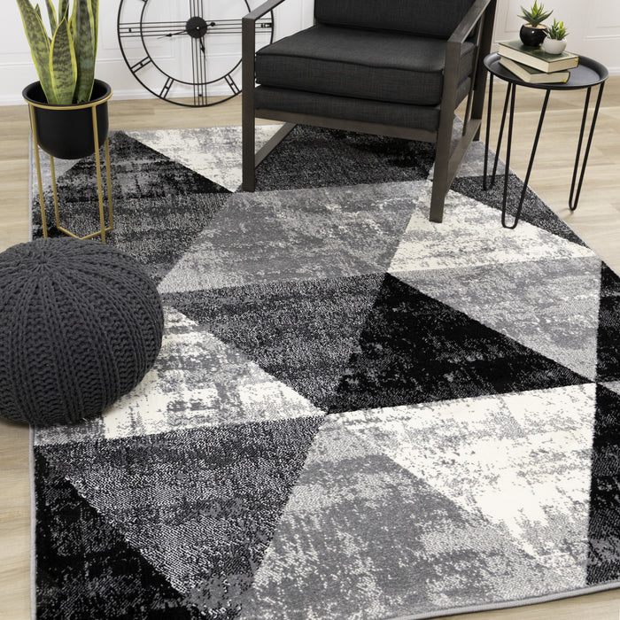 Covington Black White Grey Distressed Geometric Triangle Rug, 5'3\" x 7'7\" Indoor Area Rug