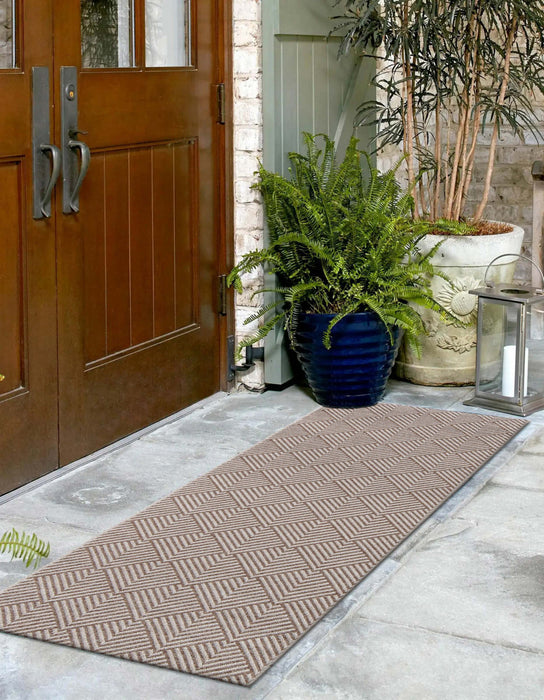 Laura Contemporary 2'0\" x 10'0\" Runner Rug in Ivory Indoor Area Rug