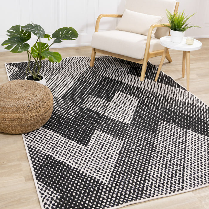 Brooke Two-Sided Chevron Outdoor Area Rug - 7'10\" x 11'2\"