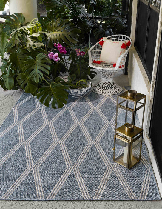 Cypress Transitional 8'0\" x 10'0\" Area Rug in Blue Indoor Area Rug