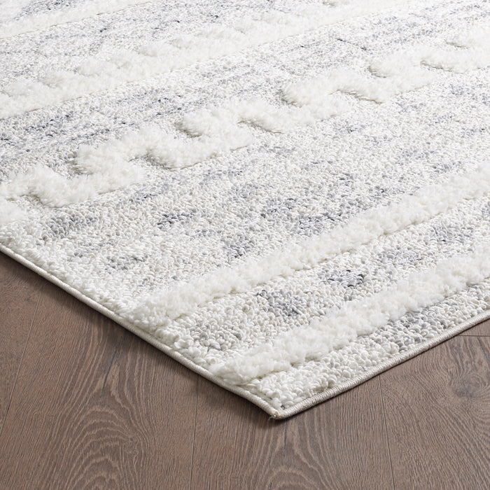 Lola Geo Moroccan Cream Shag Area Rug - 6'7\" x 9'6\"