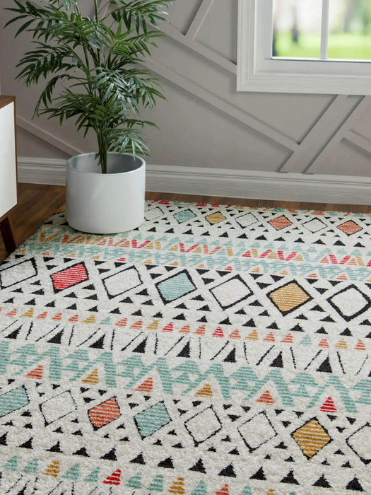 Kaia Contemporary 5'3\" x Area Rug in Multi Indoor Area Rug