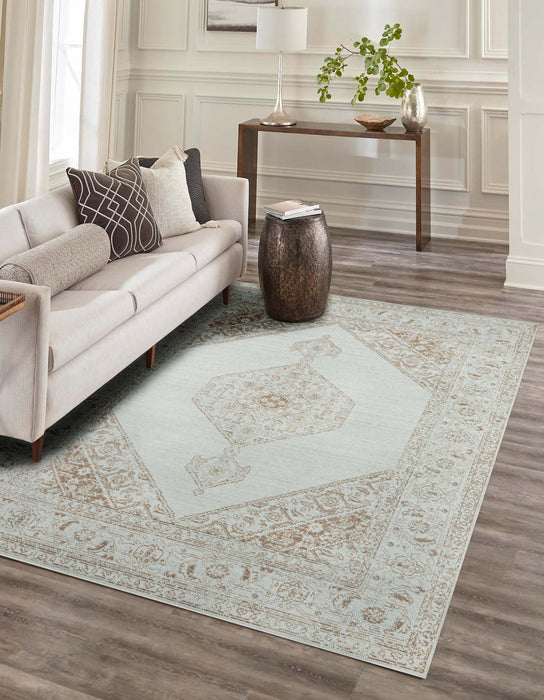 Maude Traditional 5'3\" x 7'3\" Area Rug in Brown Indoor Area Rug