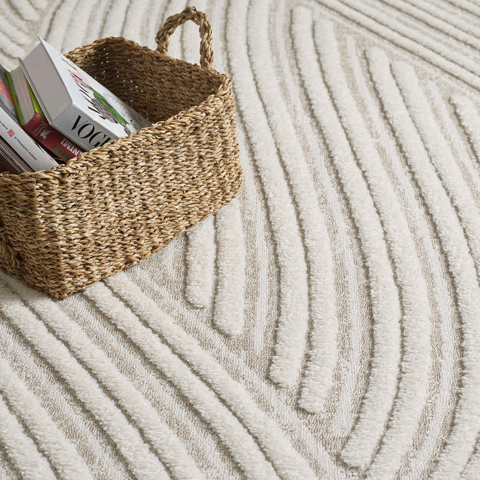 Quinto Brushed Beige Waves Shag Area Rug - 5'7\" x 7'3\"