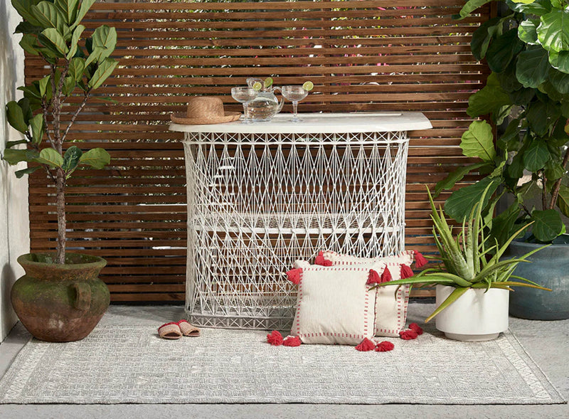 Maze Transitional 5'3\" x 7'0\" Area Rug in Grey Indoor Area Rug