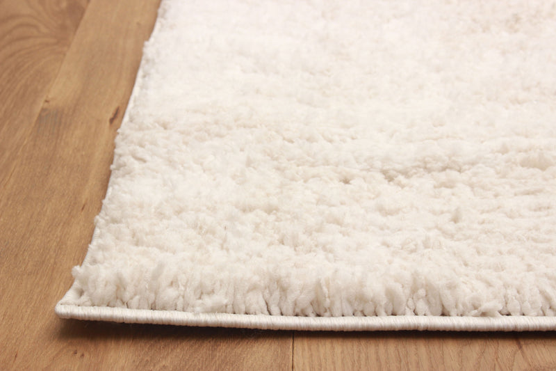 Playa Ivory Area Rug - 5'0\" X 8'0\"   