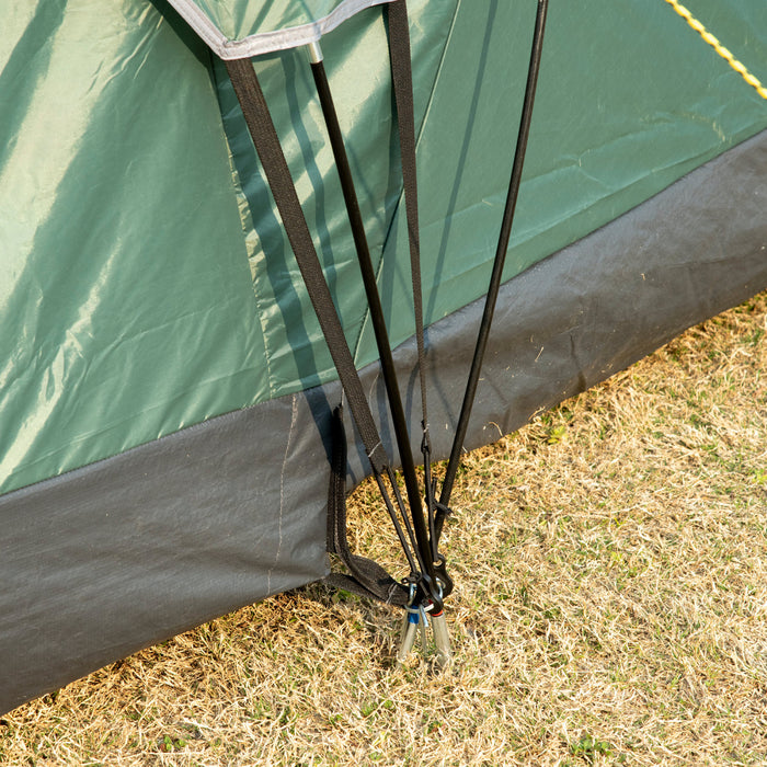 Outsunny 5-6 Person Outdoor Camping Tent, Family Tent W/ Light Hook, Green