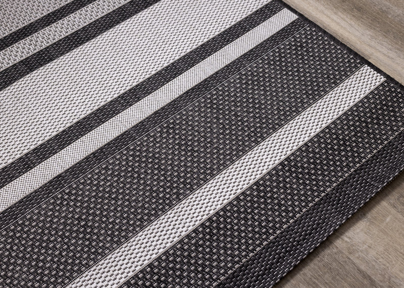 Jackson Striped Indoor/Outdoor Area Rug - 6'7\" x 9'6\"