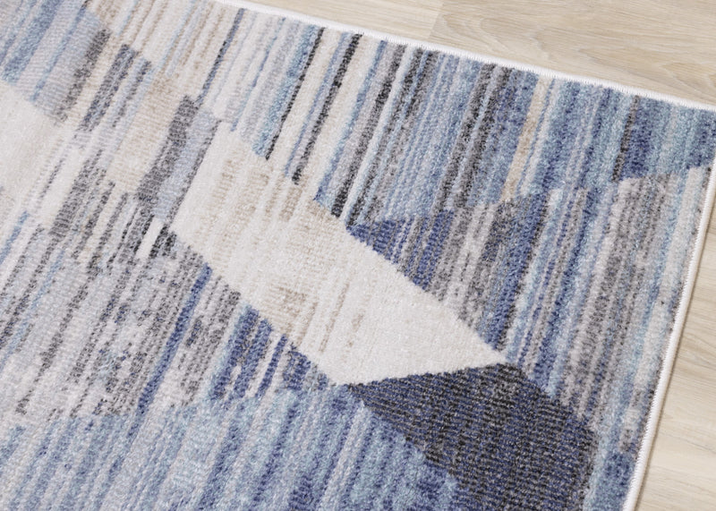 Fitzgerald Distressed Geometric Area Rug - 5'3\" x 7'7\"