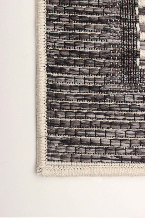 Brooks Grey Area Rug - 2'8\" x 8'2\"