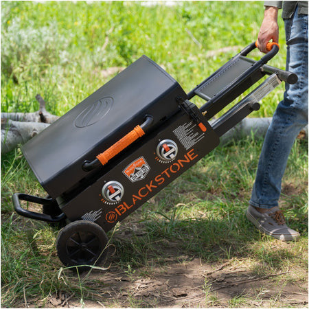 Blackstone 22\" On-The-Go Omnivore Flex-Fold Griddle - 2350CA