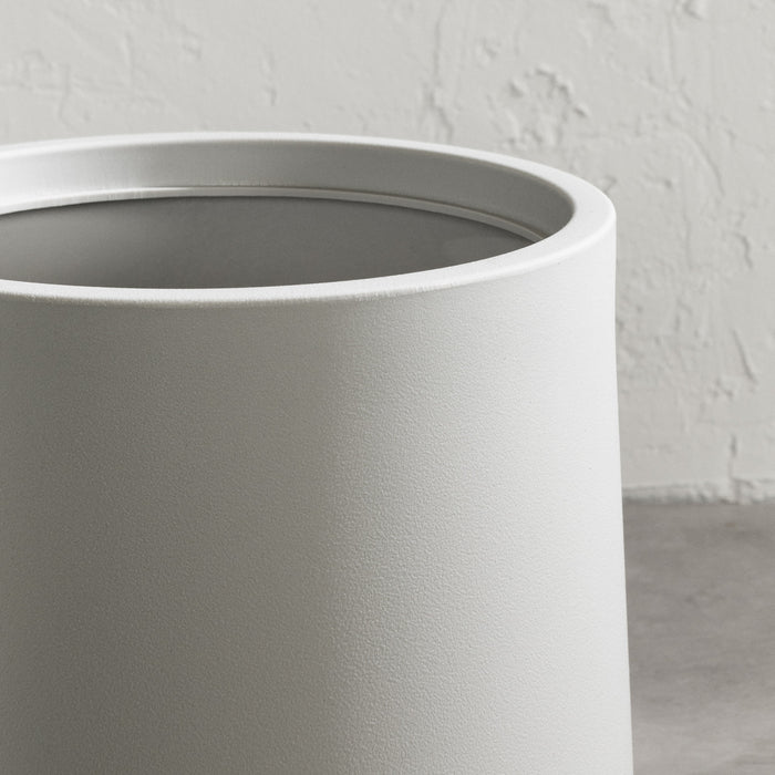 Dalya 19\" Planter - Greige