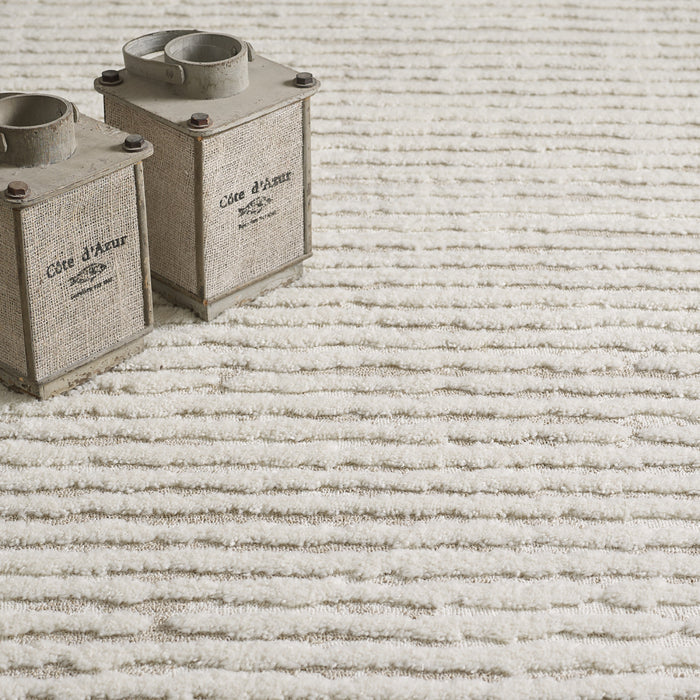 Quinto Beige Waves Shag Area Rug - 5'7\" x 7'3\"