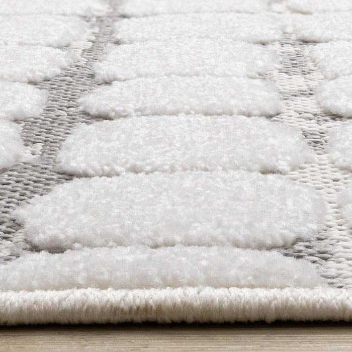 Oslo White Great Pebble Patterned Rug, 5'3\" x 7'7\" Indoor Area Rug