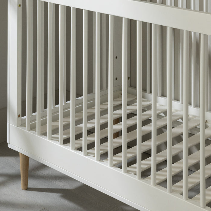 Cotton Candy 3-in-1 Convertible Crib - White 