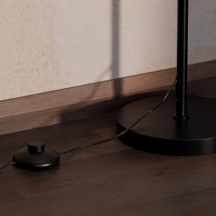 59\" Matte Black Spiral LED Floor Lamp