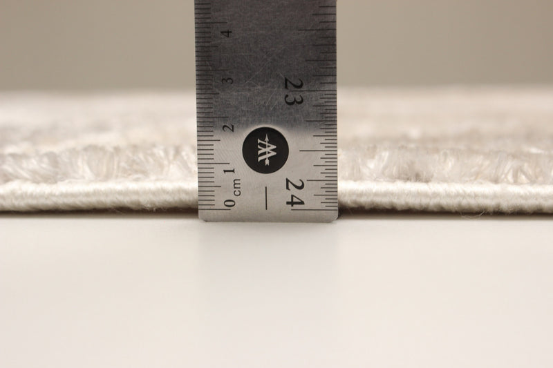 Fabian Ivory Area Rug - 8'0\" x 10'0\"