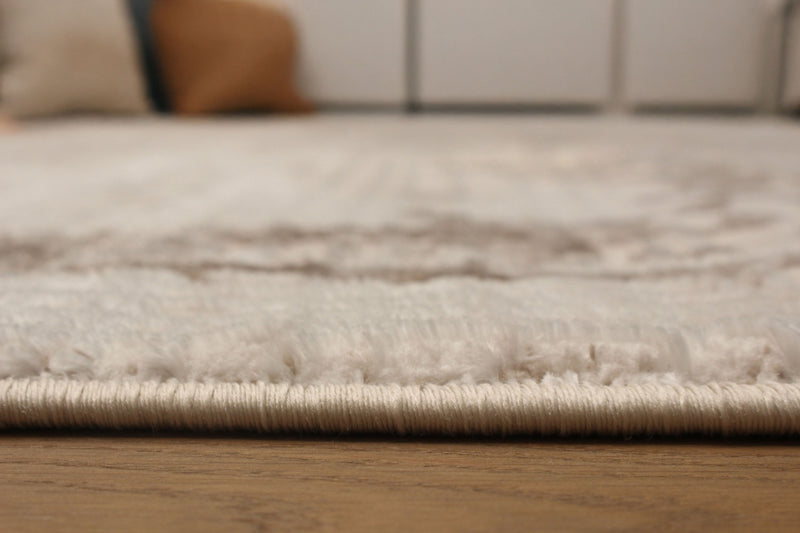 Jane Ivory Area Rug - 8'0\" X 10'0\"