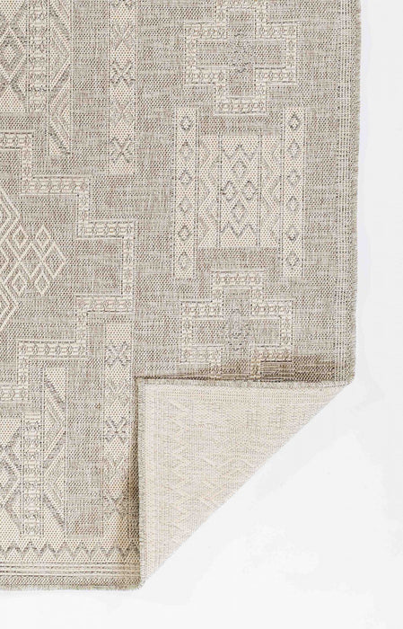 Nyra Transitional 5'3\" x 7'0\" Area Rug in Grey Indoor Area Rug