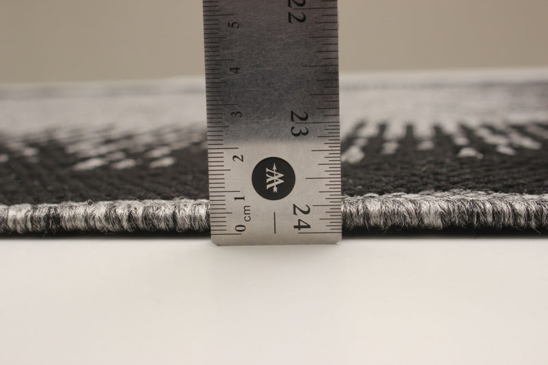 Edge Grey Area Rug - 5'0\" x 8'0\"