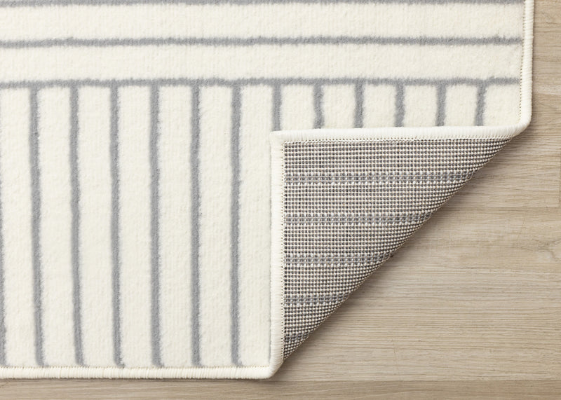 Forte White Grey Curved Arches Indoor Area Rug - 4'7\" x 6'7\"