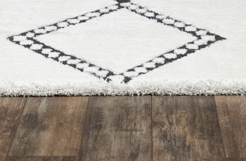 Zelda Contemporary 2'3\" x 7'6\" Runner Rug in Ivory Indoor Area Rug