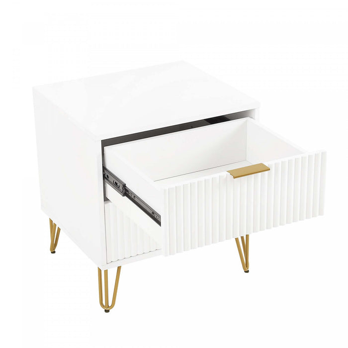 Dumbo Modern 20\" Fluted Nightstand in White (2-Drawer)