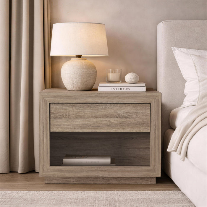 Soren Contemporary 32\" Nightstand in Natural Oak (1-Drawer)