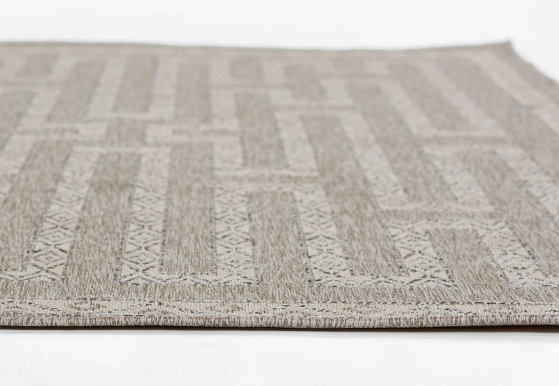 Maze Transitional 6'6\" x 9'0\" Area Rug in Grey Indoor Area Rug
