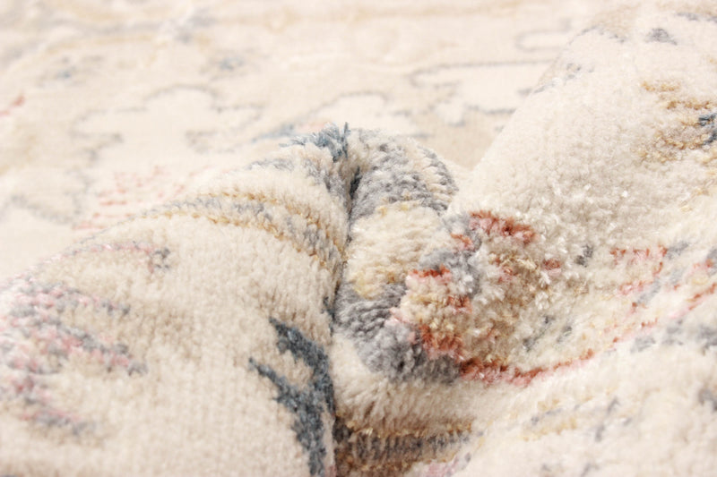 Rococo Ivory Area Rug - 5'0\" X 8'0\"  