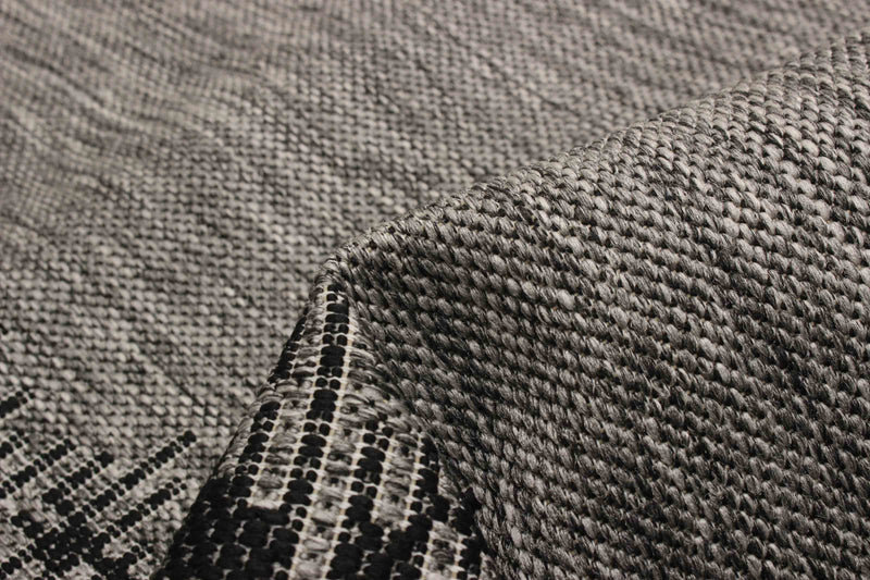 Edge Grey Area Rug - 2'8\" x 8'2\"