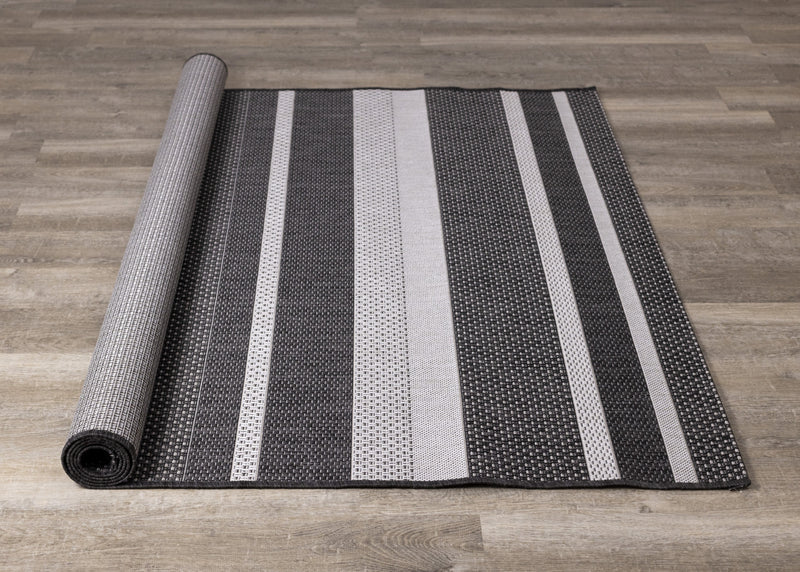 Jackson Striped Indoor/Outdoor Area Rug - 6'7\" x 9'6\"