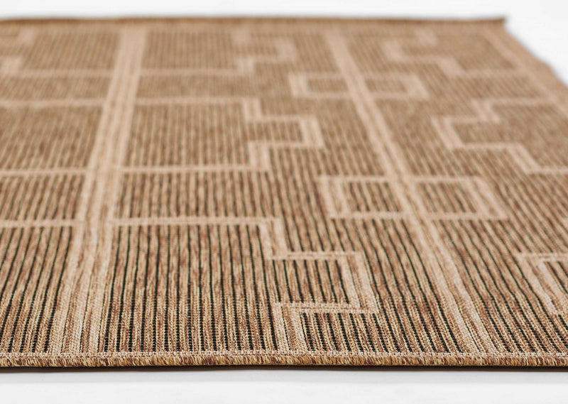 Dune Transitional 6'6\" x 9'0\" Area Rug in Ivory Indoor Area Rug
