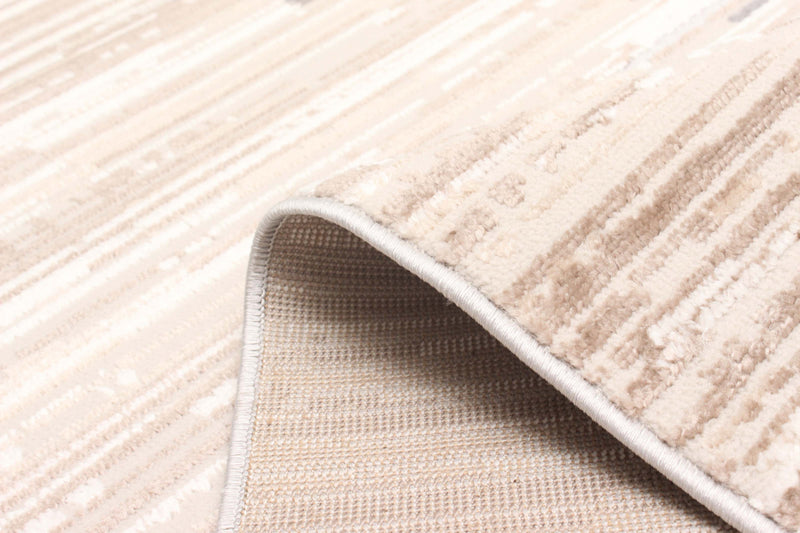 Quinn Contemporary/Modern 5'0\" x 8'0\" Area Rug in White Indoor Area Rug