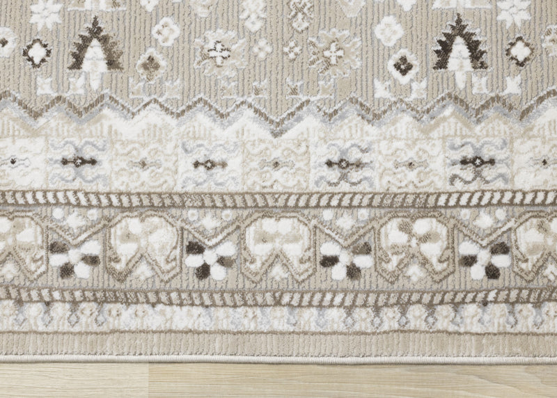 London Traditional Area Rug - 6'7\" x 9'6\"