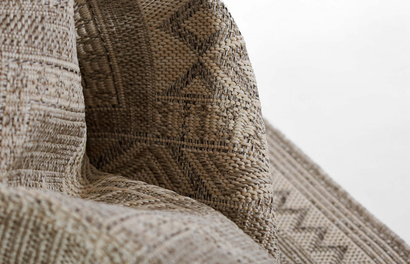 Nyra Transitional 6'6\" x 9'0\" Area Rug in Grey Indoor Area Rug